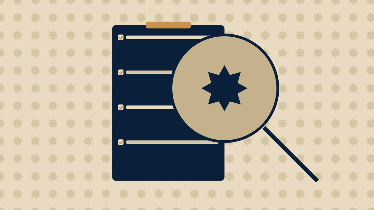 Illustration flat design : grille de checklist sur un tableau avec stylos et ordinateur portable, loupe de contrôle, motif zellige discret, palette bleu navy et sable — comment choisir une agence web au Maroc